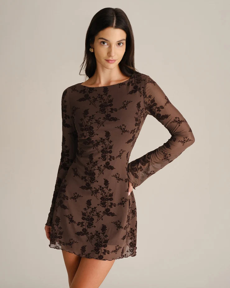 RAVELLO | VESTIDO CORTO DE TUL CON FLORES EN RELIEVE Y MANGA ACAMPANADA